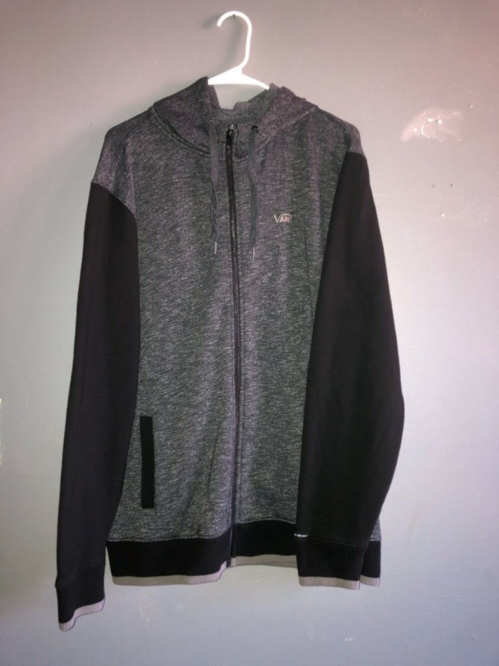 Vans Skateboarding Full Zip Hoodie Sweatshirt Mens Size Medium Y2K Grunge Skater